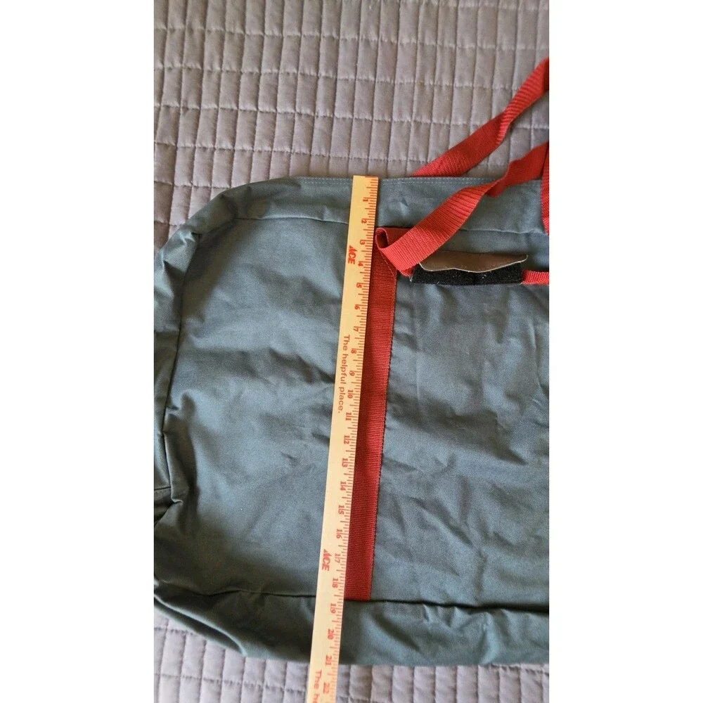 DockATot On the Go Bag Deluxe Midnight Teal/Red